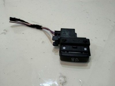 Кнопка сигнализация vw passat b8 5g0962109 фото №1