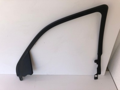 Dodge ram 1500 19 2019-2023 рамка молдинг скло двері права передня фото №1