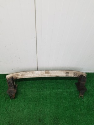 Балка pod бампер передній audi q7 4l0807113a фото №1