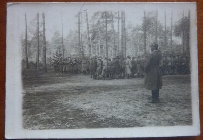 Defilada 4-tego pułku Legionów przed pułkownikiem B.Roją przed Optową