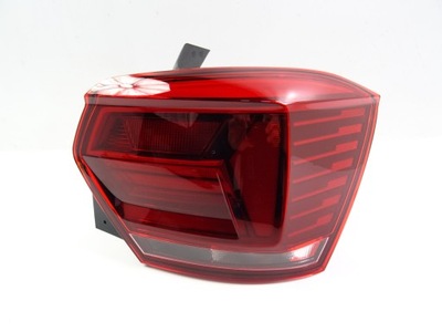 Лампа права задня vw polo 2g0 led 17- фото №1