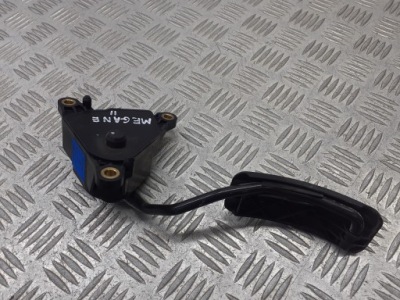 Потенціометр газу renault megane ii 2.0 8200153270 фото №1