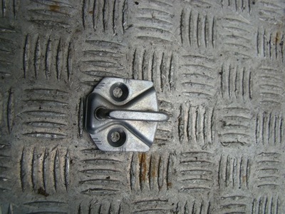 Ford transit courier засувка двері передніх фото №1