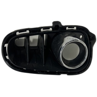 Kia rio iv решётка бампера правая 86526-h8020 фото №1