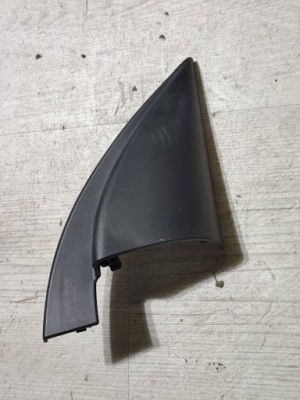 Hyundai kona i 2018 перед сторона правая треугольник зеркало фото №1