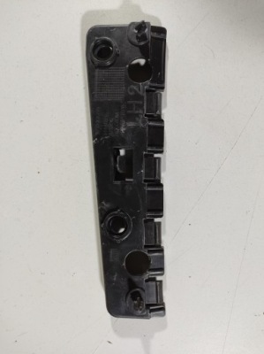 Volvo v60 18r- направляющая кронштейн левый перед фото №1