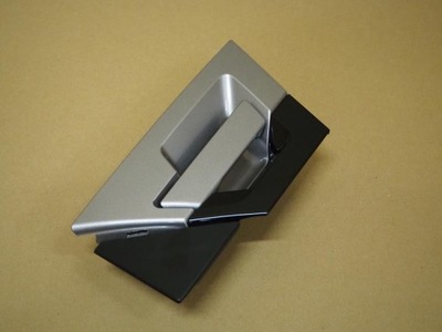 Ручка двері правих задніх toyota c-hr фото №1