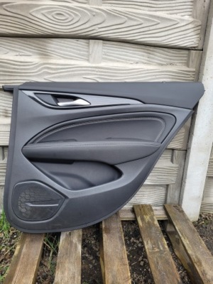 Opel insignia kombi обшивка двері правий задня шкіра фото №1