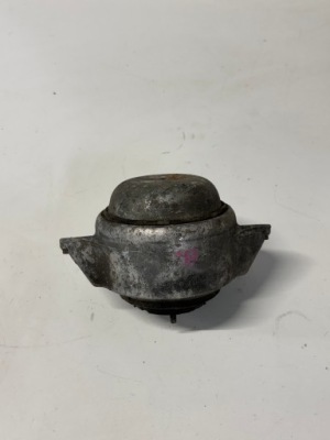 1992 mercedes-benz 300 sl-24 кронштейн двигателя 1292400817b фото №1