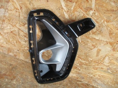 Решётка бампера левая передняя kia stonic lift 21- фото №1