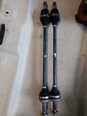 Привідний вал задня tucson ii sportage iv 2.0crdi 4x4 фото №1