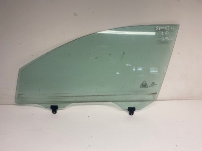 Стекло дверь левая передняя kia sportage iii 11 rok фото №1