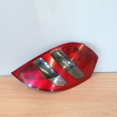 Mercedes w169 лампа правая задняя фото №1