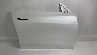 Tesla model y дверь передние перед правый фото №1