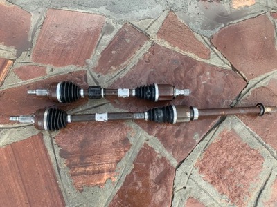 Renault megan iv привідний вал ліва 391018406r фото №1