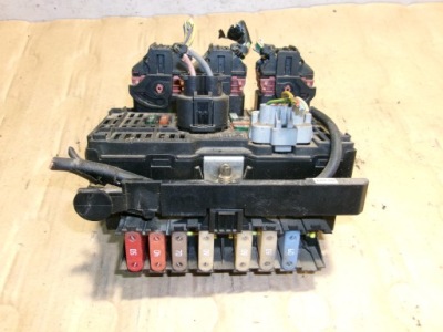 Блок управления модуль bsm peugeot 407 9656086180 фото №1