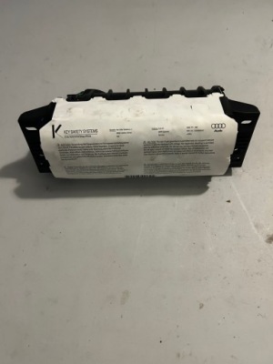 Подушка пассажира audi tt 8j0880202b фото №1