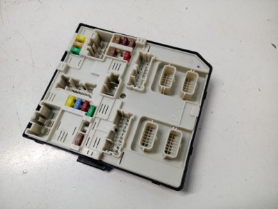 Коробка bsm usm renault master iv 284b67365r фото №1