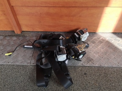 Ремни безопасности opel оригинальный номер 13394807/13394806 l/p фото №1