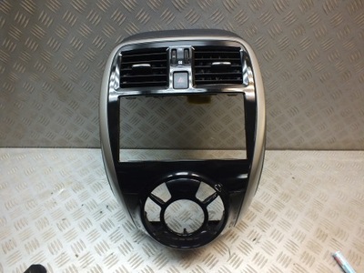 Nissan micra k13 lift средняя решётка обдув рамка блеск фото №1