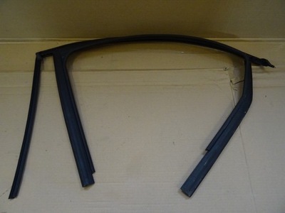 W246 b-klasa прокладка двері правий задня рамка фото №1