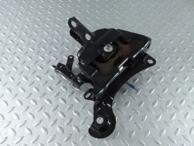 Кронштейн двигателя toyota corolla cross 1237224090 фото №1