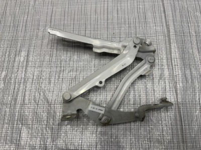 Петля капот citroen c5 aircross 9814189880 фото №1