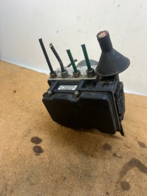 Блок керування насос abs modus 0265231359 8200129951 0265800329 фото №1