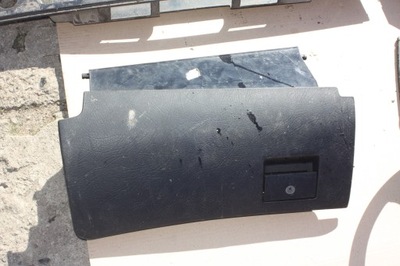 Бардачок пассажира audi a6 c4 фото №1