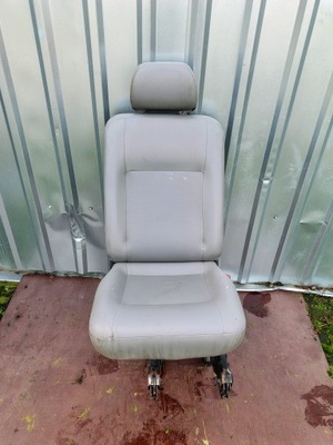 FOTEL POJEDYŃCZY DRUGI RZĄD VW T5 MULTIVAN CARAVELLE KOZIOŁEK
