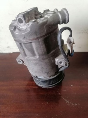 Компресор кондиціонера opel hella 8fk-351 135-791 фото №1