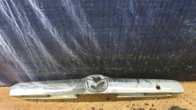 Mazda tribute i накладка молдинг кришки задня фото №1