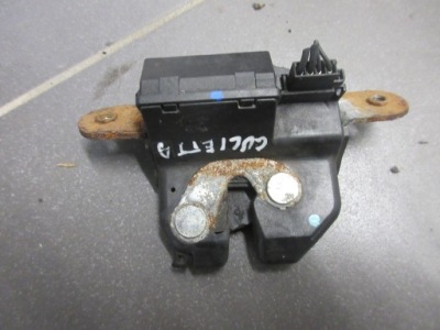 Замок кришки багажника задній alfa romeo giulietta фото №1