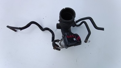 Дроссельная заслонка toyota auris i 22030-47010 фото №1