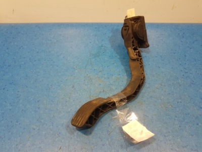 Peugeot 1007 потенціометр газу 9647135280 фото №1