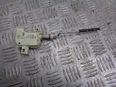 Привод крышка топлива skoda octavia i фото №1