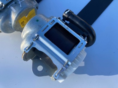 Skoda octavia 3 iii pas безпеки задня задній фото №1