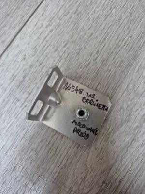 16548. ferrari f12 berlinetta кронштейн бампер перед 84952500 фото №1