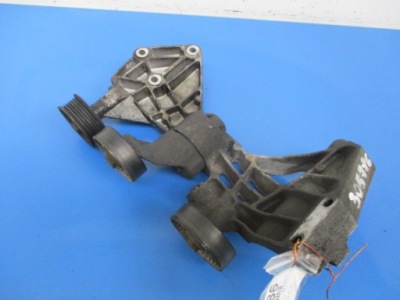 Mercedes a170 w168 кронштейн   ролики генератора фото №1