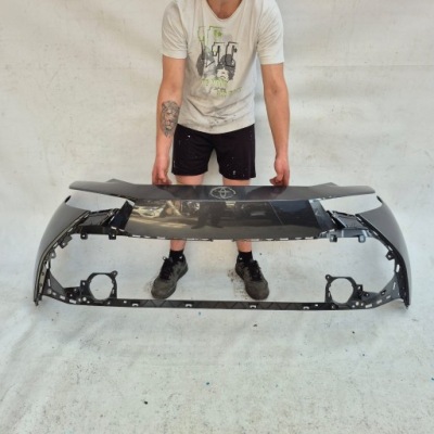 Toyota c-hr ii 2 23- бампер перед передний фото №1