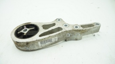 Volvo кронштейн подушка двигуна v40 ii 31325049 фото №1