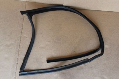 Прокладка дверь правый перед vw polo 9n 02-08 фото №1