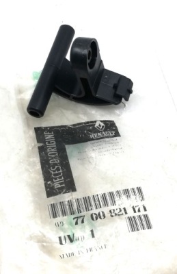 Кронштейн полиця багажника renault twingo 7700821171 oe! фото №1