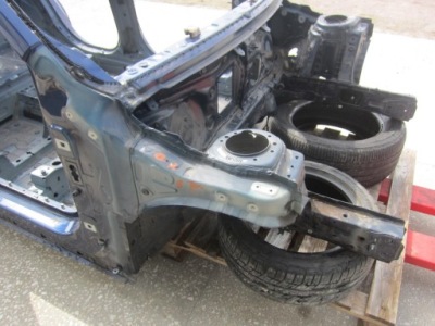 Bmw x1 f48 четвертина передня права лонжерон c10 mediterran поріг 7427782 фото №1