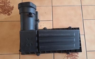Корпус фильтра воздуха vw passat b7 tiguan 5n 2.0 tdi 3c0129601cd фото №1