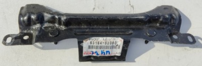 Кронштейн балка поперечина усилитель yaris ii оригинал 53164-52060 фото №1