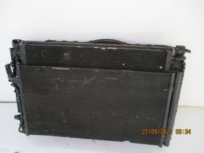 Радиатор радиатор range rover evoque 2,0d автоматическая коробка передач фото №1