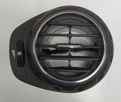 Решітка обдув праві перед alfa romeo gt фото №1