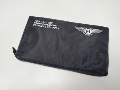 2015 bentley flying spur аптечка автомобильная 3w8860281 фото №1