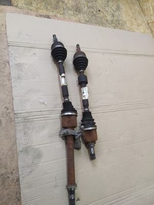 Приводной вал левая 1.5 dci megane iv фото №1